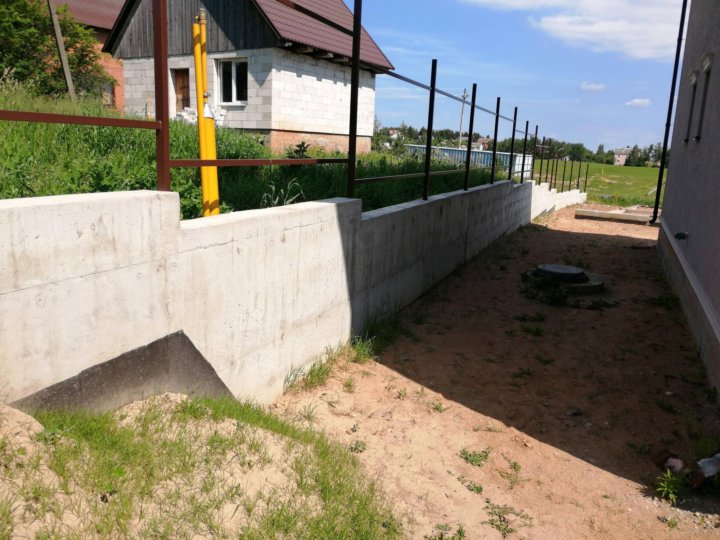 Заливка подпорной стены